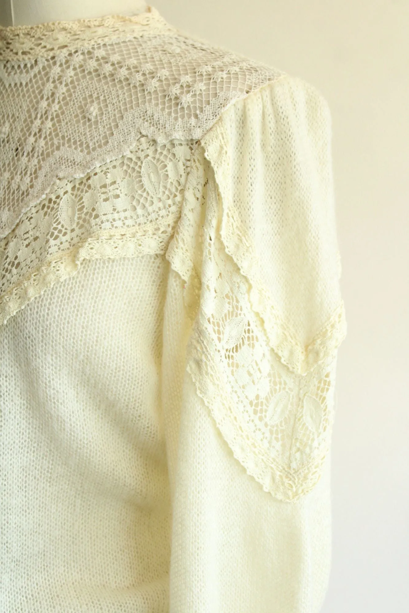 Vintage 1990s Ivory Sweater with Puffed Sleeves, Keyhole Neck and Lace